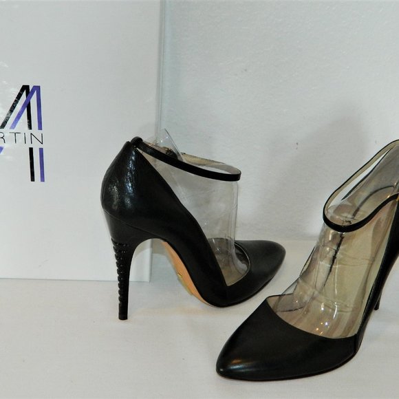 MaxMartin Betty Noir Ankle Strap Pumps - Picture 2 of 11